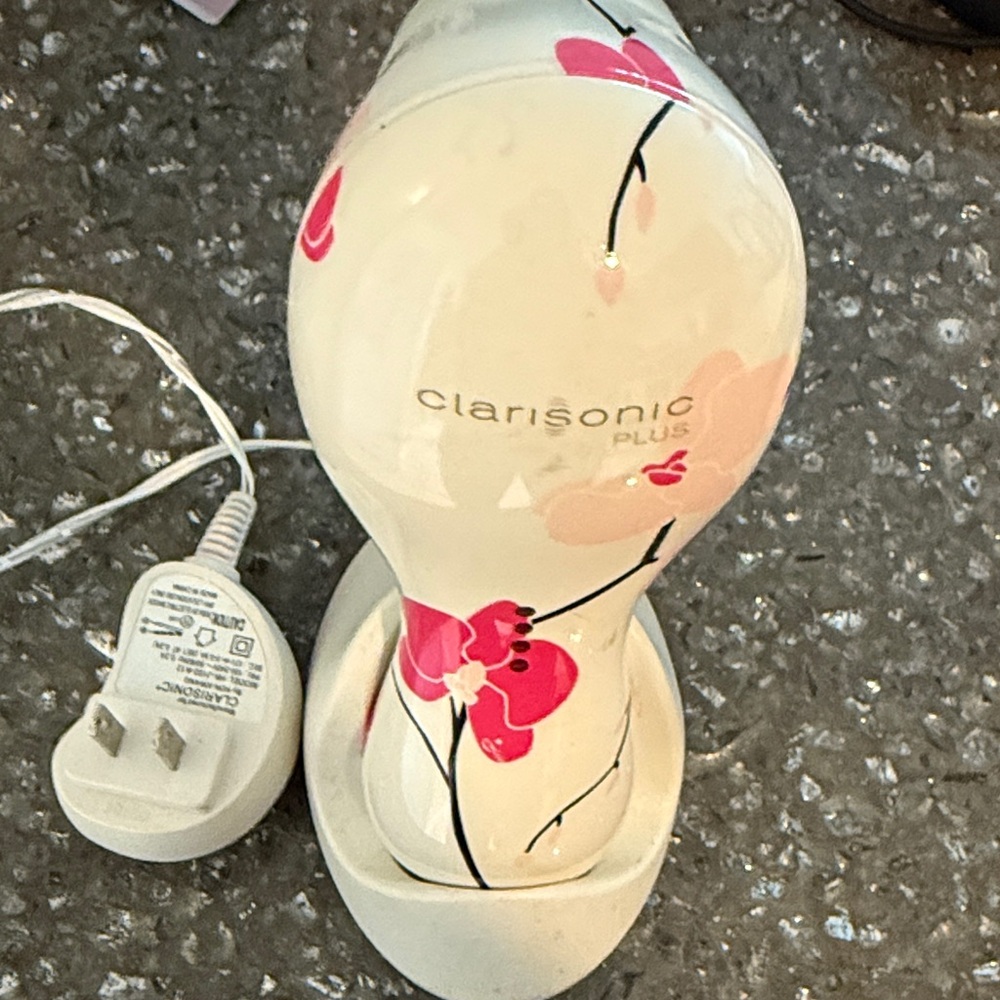 Clarisonic Plus Pink Floral Cleansing Brush